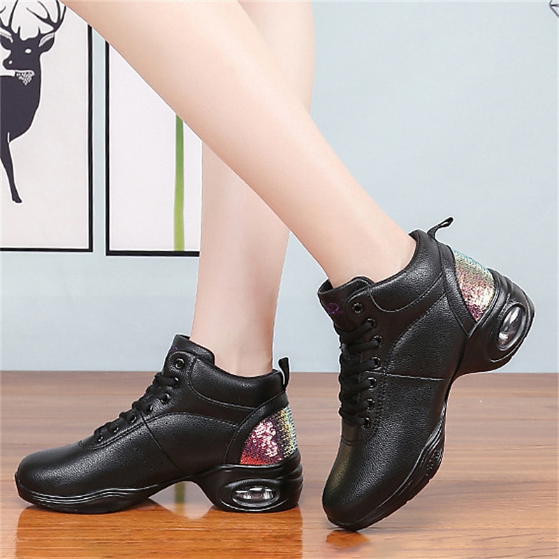 Femme Chaussures de Jazz Baskets de Danse Danse en ligne Utilisation Entraînement Soirée Manteaux en similicuir Plus doux Professionnel Deli-pointes Talon épais Bout rond Lacet Adolescent Adulte Noir de 2025 ? $54.99 –P4