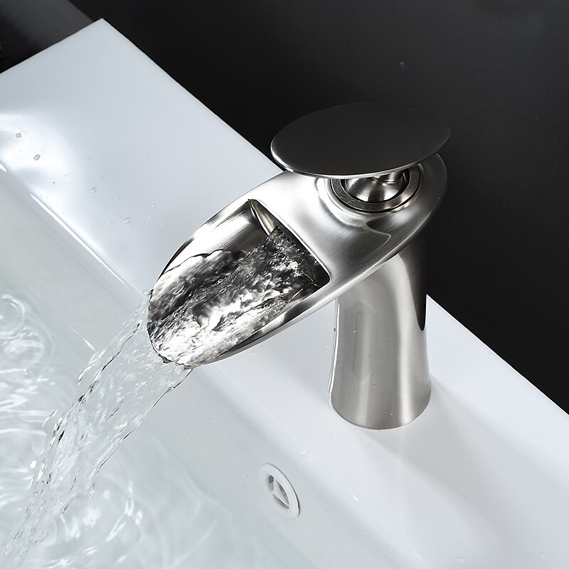 بالوعة الحمام الحنفية - شلال مطلي / طلاء ملون في وسط التعامل مع واحد ثقب واحدBath Taps 2025 - $105.99 –P17