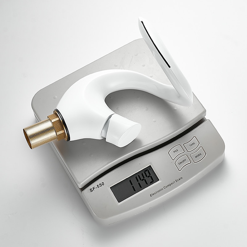 Lavandino rubinetto del bagno - Cascata Finiture verniciate Esterno Una manopola Un foroBath Taps del 2025 a $145.99 –P8
