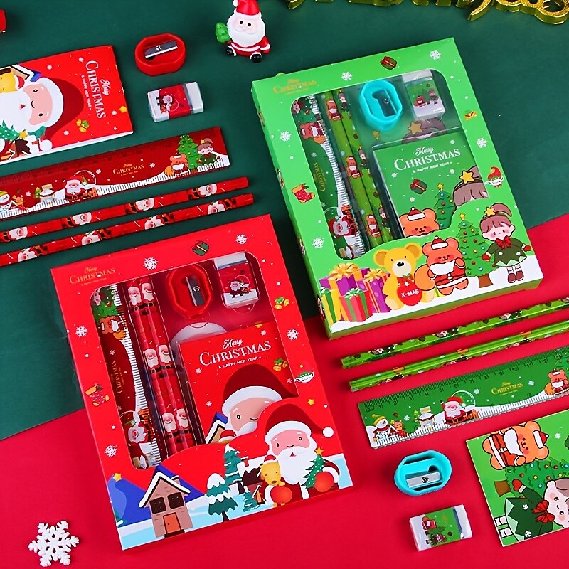2025年 6 ピース/セット クリスマス ポータブル文具ギフト ボックス セットには、鉛筆 2 個、鉛筆削り 1 個、消しゴム 1 個、定規 1 個、付箋紙 1 個が含まれます。小学生の子供向け学習ギフト賞です。  コレクション – $10.49 –P2