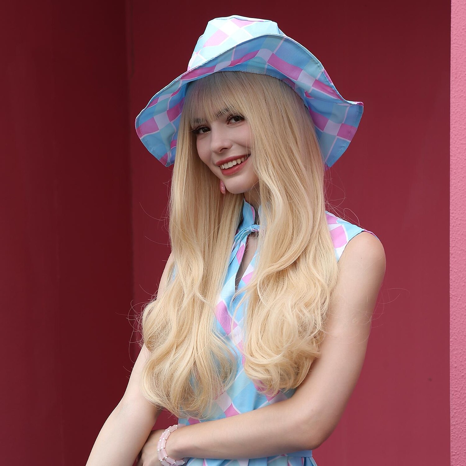 24 inch synthetische pruik damespruik blond lang golvend haar met pony mode dagelijks feest cosplay 2025 - $24.99 –P1
