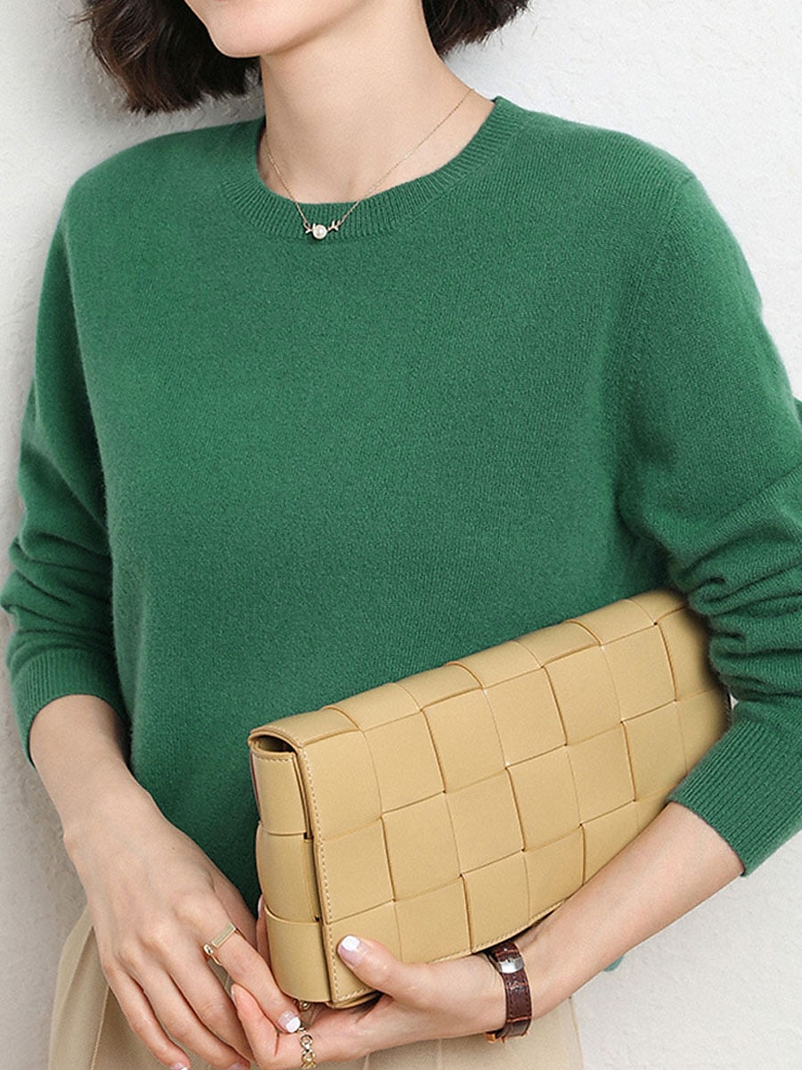 Femme Pull mode Décontractées Flexible Couleur unie A côtes Col Ras du Cou énorme manche longue Tricoter Extérieur du quotidien Sortie Noir Blanche Automne Hiver de 2025 ? $5.99 –P13