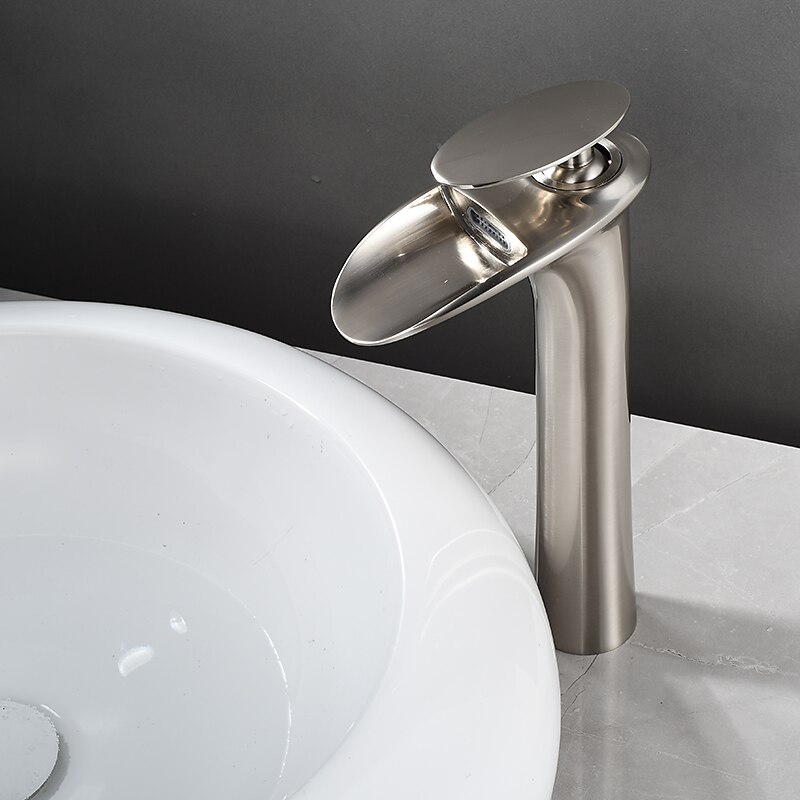 Bathroom Sink Faucet - Waterfall Electroplated / Painted Finishes Centerset Single Handle One HoleBath Taps 2025 - $97.99 –P3