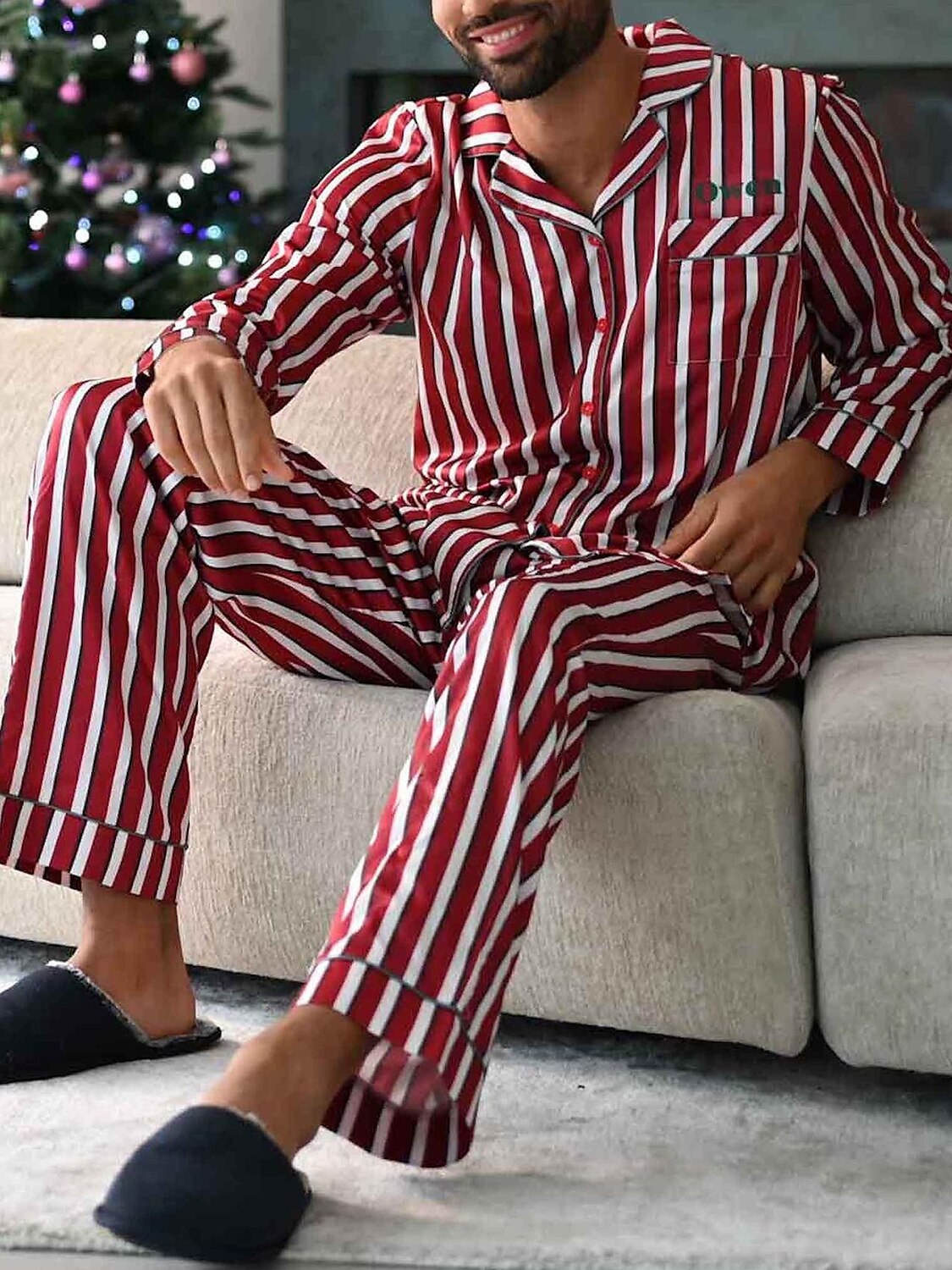 Herre lounge Nattøy Pyjamas Sett Pyjamas topp og bukse 2 deler Stripe Stilfull Fritid Komfort Hjem Daglig Bomullsblanding Komfort Knaphul Langermet Skjorte Bukse Snorer Elastisk midje Sommer Vår Rød 2025 - $41.99 –P1