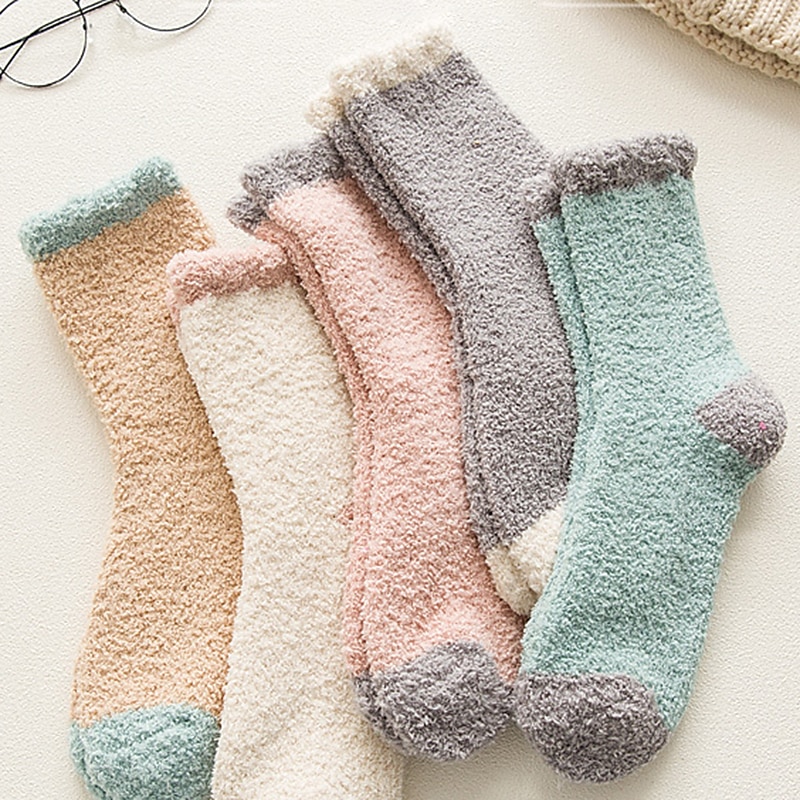 calzini in peluche a tubo centrale autunnali e invernali da donna in velluto corallo con calzini in asciugamano morbidi e ispessiti per dormire calzini caldi da uomo per calzini da notte del 2025 a $10.99 –P1