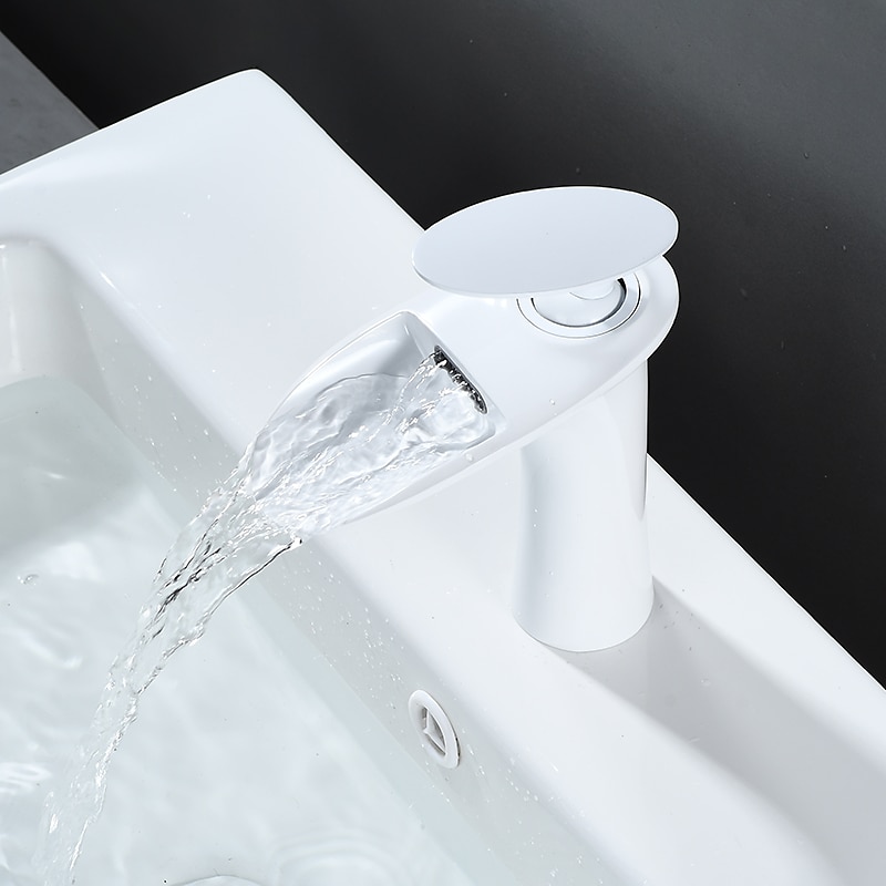 بالوعة الحمام الحنفية - شلال مطلي / طلاء ملون في وسط التعامل مع واحد ثقب واحدBath Taps 2025 - $105.99 –P15