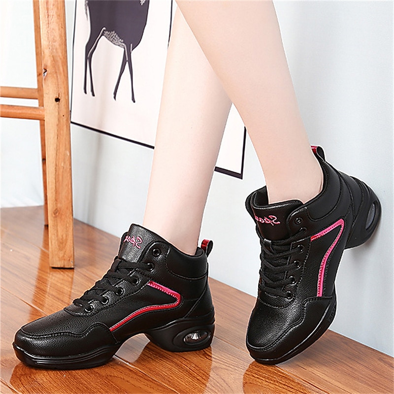 Femme Chaussures de Jazz Baskets de Danse Danse en ligne Utilisation Entraînement Soirée Manteaux en similicuir Plus doux Professionnel Deli-pointes Talon épais Bout rond Lacet Adolescent Adulte Noir de 2025 ? $54.99 –P17