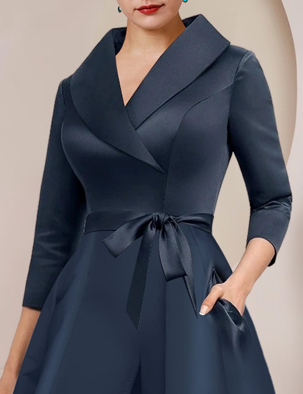 Tuta  Completo Madre della Sposa Tuxedo Ospite di Matrimonio Formale Partito Elegante Collo Camicia Semplice Lunghezza alla Caviglia Satin Manica 3/4 con Fiocco(i) 2025 taglia personalizzata gratuita del 2025 a $155.99 –P3