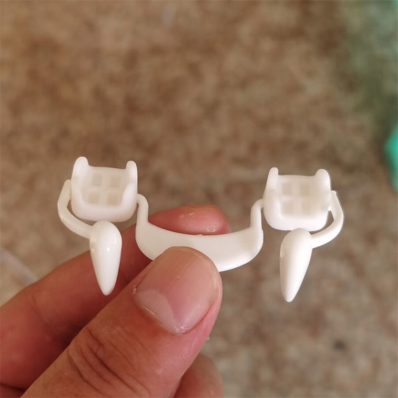 halloween dientes de vampiro retráctiles dientes artificiales dientes de zombie pequeños dientes de tigre dientes de vampiro 2025 - $10.99 –P3