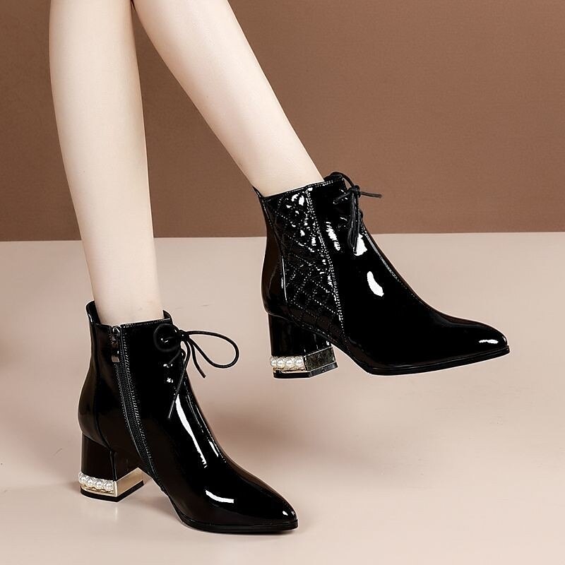 Women's Boots Booties Ankle Boots Heel Boots Party Daily Winter Chunky Heel Pointed Toe Elegant Fashion Sexy Faux Leather Lace-up Black 2023 - AED 193 –P2