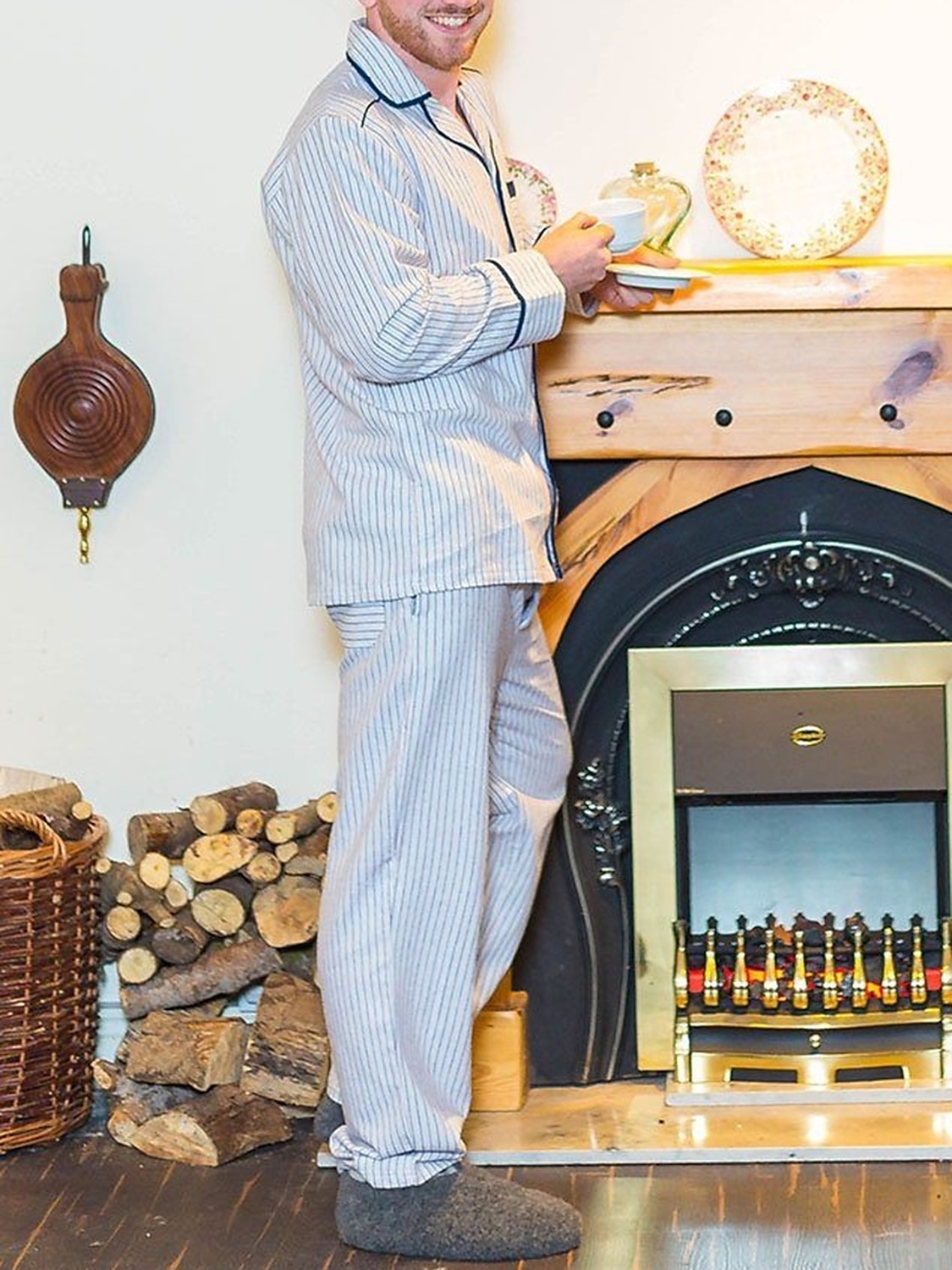 Herre lounge Nattøy Pyjamas Sett Pyjamas topp og bukse 2 deler Ruter Stripe Stilfull Fritid Komfort Hjem Daglig Bomull Komfort Knaphul Langermet Skjorte Bukse Snorer Elastisk midje Vår Høst Hvit Gul 2025 - $18.99 –P2