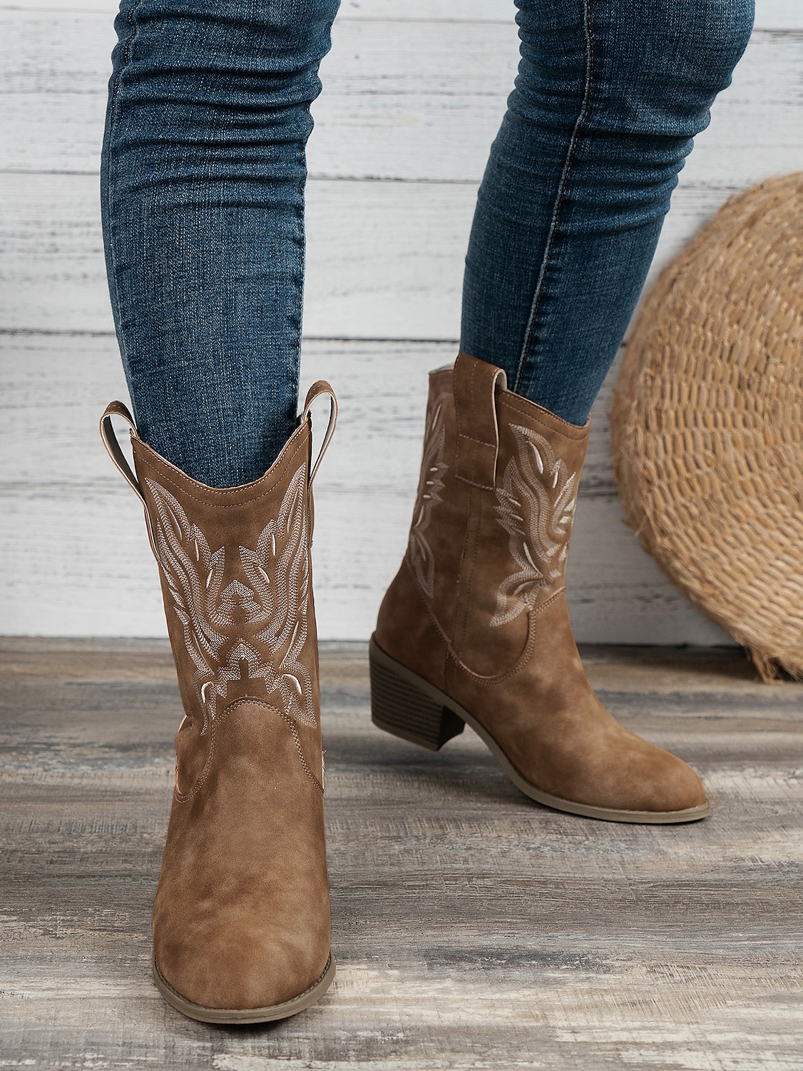 női western cowboy csizma hímzett dizájnnal - kényelmes lábszárközépig érő csizma vidéki rendezvényekre és mindennapi viseletre 2025 - $54.99 –P4