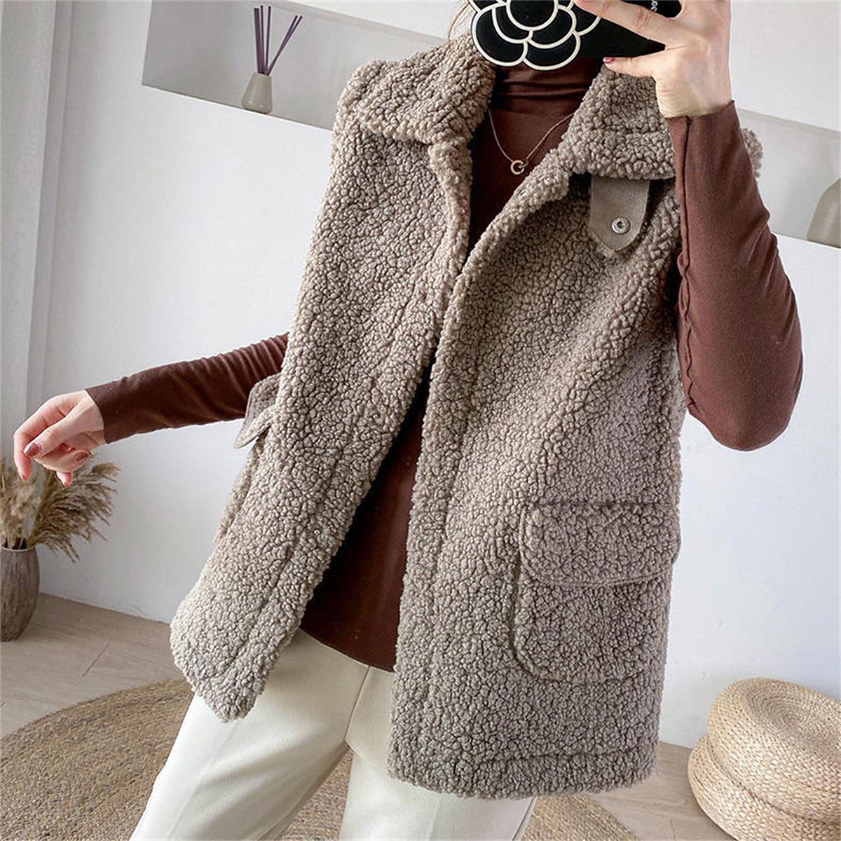 Women's Teddy Vest Winter Sherpa Jacket Winter Crop Coat with Pockets Regular Fit Windproof Warm Stylish Modern Style Plush Jacket Sleeveless Plain  Khaki Beige Coffee 2023 - US $21.99 –P5