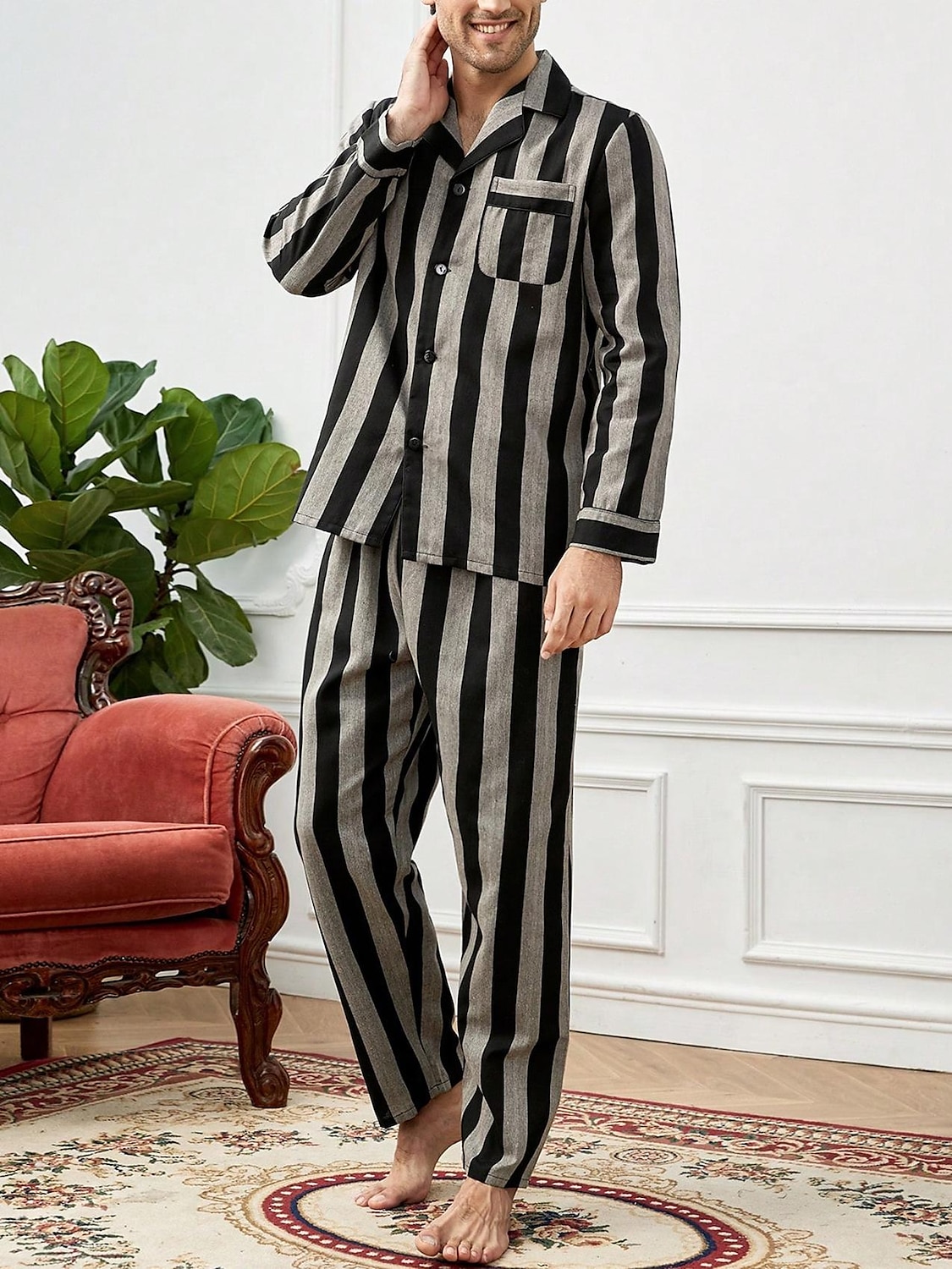 Herre lounge Nattøy Pyjamas Sett Pyjamas topp og bukse 2 deler Stripe Stilfull Fritid Komfort Hjem Daglig Bomull Komfort Knaphul Langermet Skjorte Bukse Snorer Elastisk midje Vår Høst Svart Blå 2025 - $39.99 –P2