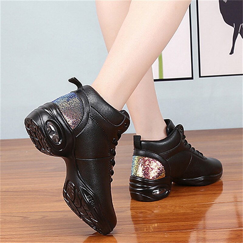 Femme Chaussures de Jazz Baskets de Danse Danse en ligne Utilisation Entraînement Soirée Manteaux en similicuir Plus doux Professionnel Deli-pointes Talon épais Bout rond Lacet Adolescent Adulte Noir de 2025 ? $54.99 –P9