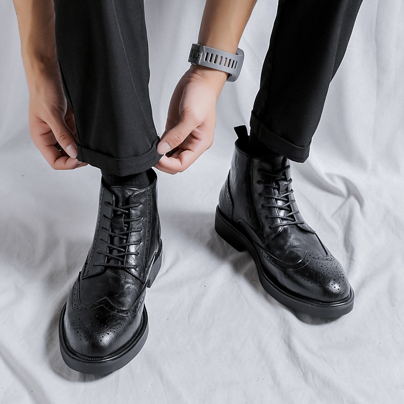 Botines brogue de cuero negro para hombre: botas clásicas de vestir con cordones y punta de ala para uso formal e informal. 2025 - $64.99 –P4