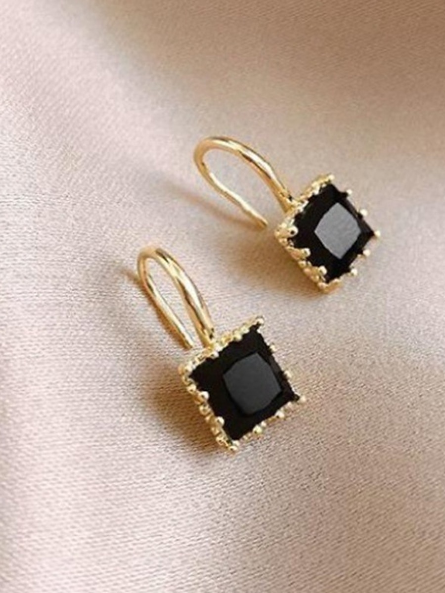 Femme Boucles d'oreille Mode Extérieur Géométrie Boucle d'oreille de 2025 ? $7.49 –P4