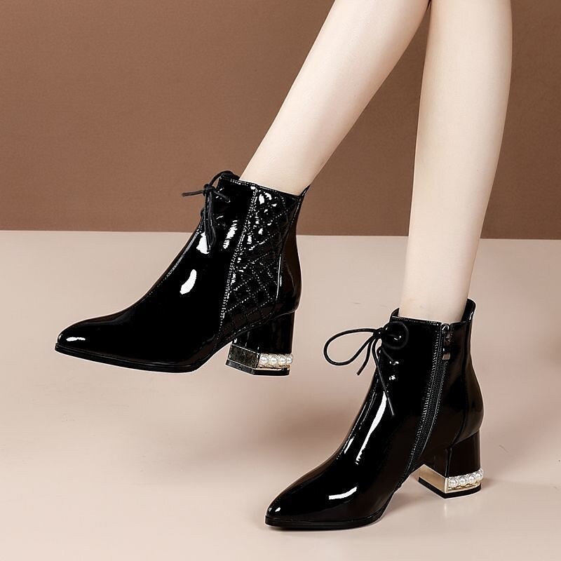 Women's Boots Booties Ankle Boots Heel Boots Party Daily Winter Chunky Heel Pointed Toe Elegant Fashion Sexy Faux Leather Lace-up Black 2023 - AED 193 –P4