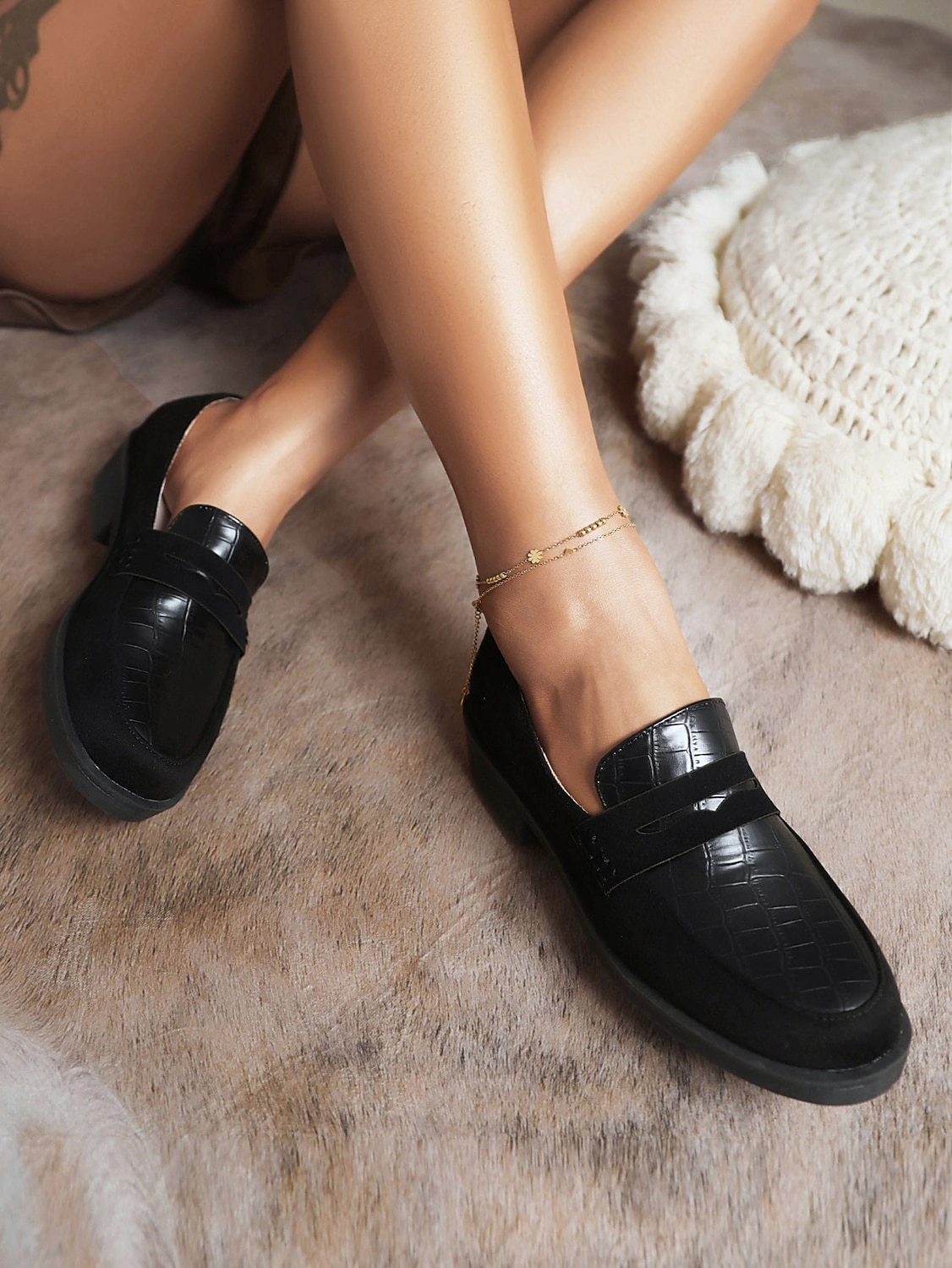 Black Casual Slip-On Loafers for Women – Comfortable Suede and Crocodile Pattern Design, Stylish Everyday Footwear 2025 - $46.99 –P4