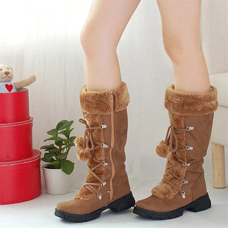 bottes d'hiver noires à lacets pour femmes avec bordure en fausse fourrure, détails à pompons et semelle antidérapante robuste pour la neige et le froid en extérieur de 2025 ? $69.99 –P1