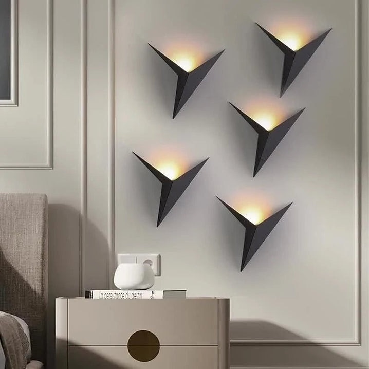 2 Stück Dreieck dreidimensionale Wandleuchte moderne Kunst und Kreativität Innenwandleuchte 3W 25cm Innenwandleuchte aus Metall AC85-265V 2026 - $82.99 –P8
