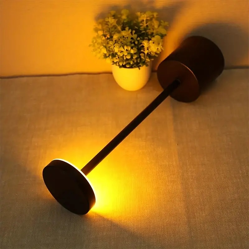 LED Metal Touch 3-Farben wiederaufladbare kabellose Schreibtischlampe Schlafzimmer Nachttischlampe minimalistische moderne Atmosphäre Schreibtischlampe USB-Aufladung 2025 - $60.99 –P8
