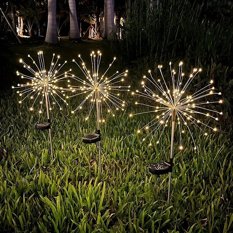 1 confezione di fuochi d'artificio decorativi natalizi a 8 funzioni ad energia solare, luce da prato montata a pavimento, matrimonio festivo, lampada decorativa impermeabile per esterni di Halloween del 2025 a $18.99 –P7