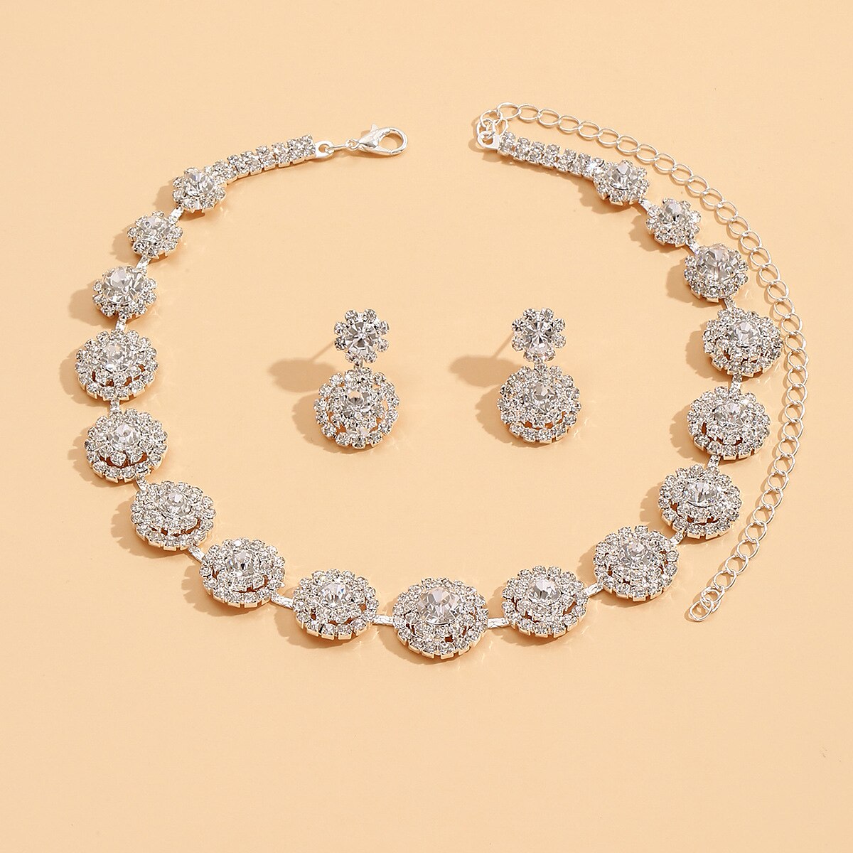 Set di gioielli 2 pezzi Strass Lega 1 collana Orecchini Per donna Di tendenza Moda Semplice geometrico Di forma geometrica Parure di gioielli Per Matrimonio Feste Invitati del matrimonio del 2025 a $15.99 –P5