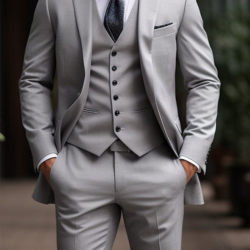 Ternos de Casamento Masculinos Cinza Claro Negócios Diários Sólidos Plus Size 3 Peças com Um Botão de 2025 por $136.99 –P4