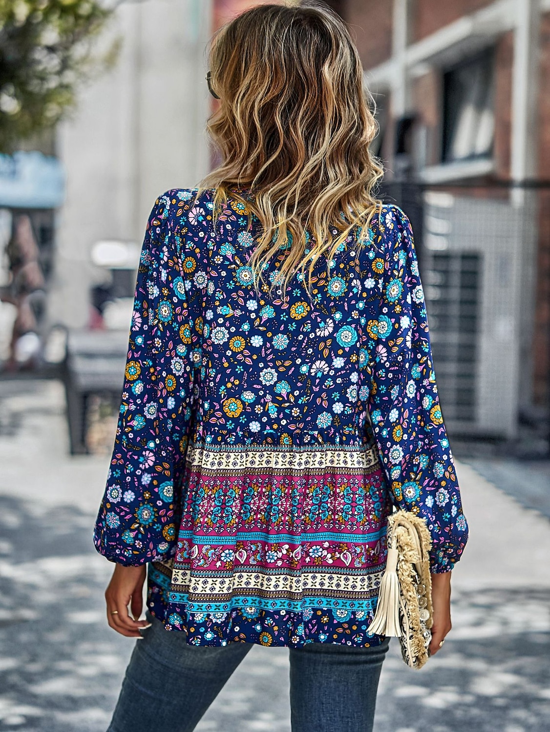 Dame Skjorte Boho skjorte Blondeskjorte Bluse Blomstret Mote Langermet V-hals Vanlige topper Avslappet Ferie Blondér Trykt mønster Rød Navyblå Blå Lilla Grønn Vår & Vinter 2025 - $31.99 –P16