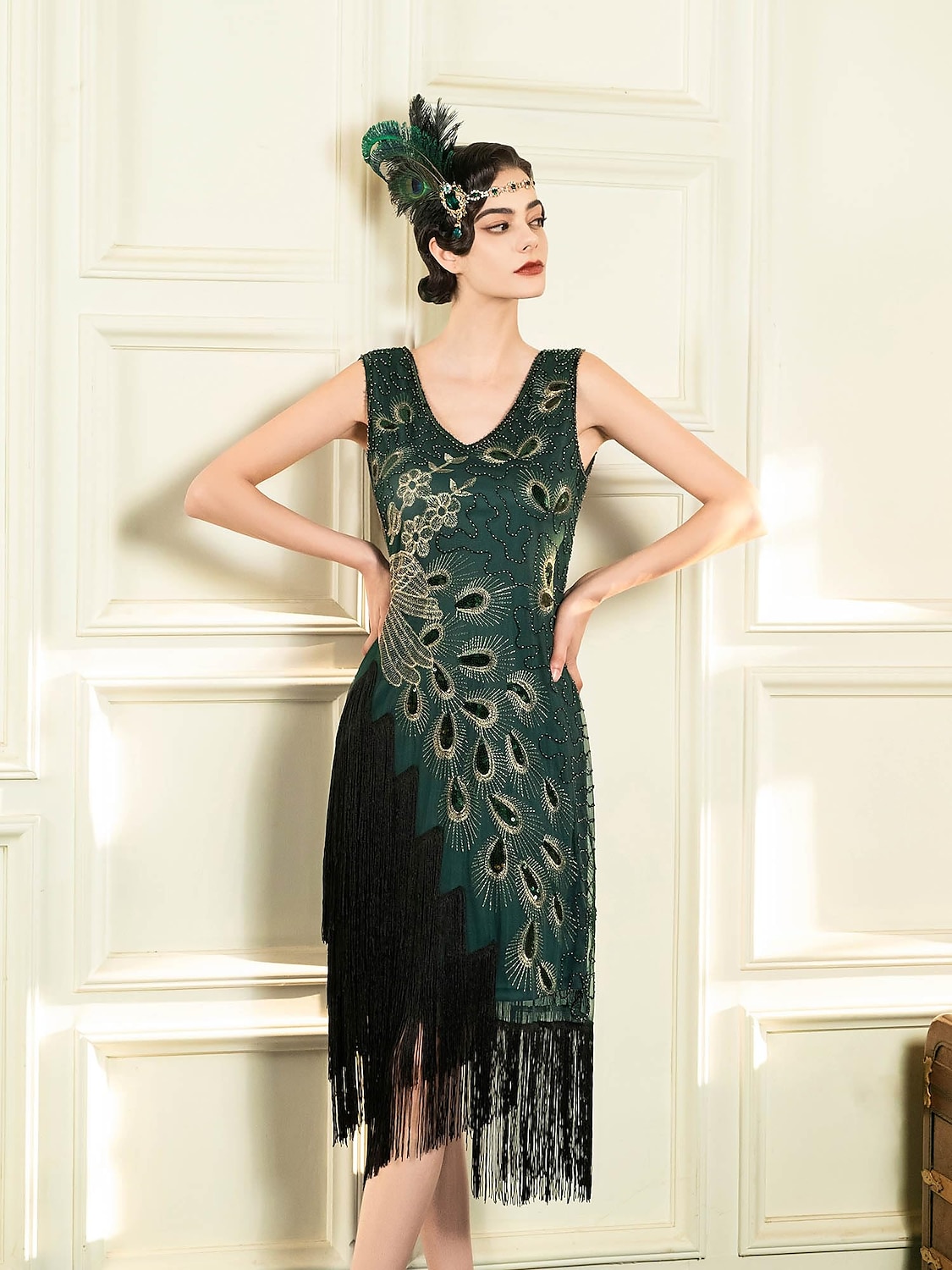 Retro Vintage Loucos anos 20 Anos 20 Vestido melindroso Roupa Conjunto de acessórios O Grande Gatsby Convidado do casamento Paetês Franjas Lantejoula Franjas Decote V Mulheres Dia Das Bruxas Carnaval de 2025 por $47.99 –P7