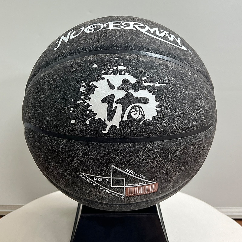 un pallone da basket speciale per mostrare a tuo nipote quanto lo ami: regalo perfetto di dimensioni standard internazionali per il Super Bowl del 2025 a $68.99 –P1