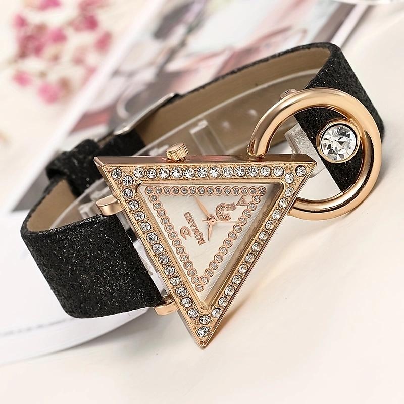 5pcs/set Women's Watch Luxury Triangle Pointer Quartz Watch Shiny Rhinestone Analog Wrist Watch & Jewelry Set, Gift For Mom Her 2025 - $24.99 –P9
