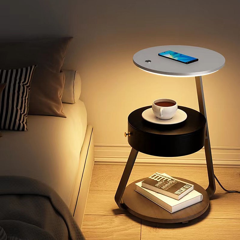 table d'appoint avec lampe, lampadaire avec table attachée, table de chevet rustique avec tiroir et chargement sans fil pour chambre à coucher, salon 110-240 V de 2025 ? $829.89 –P2