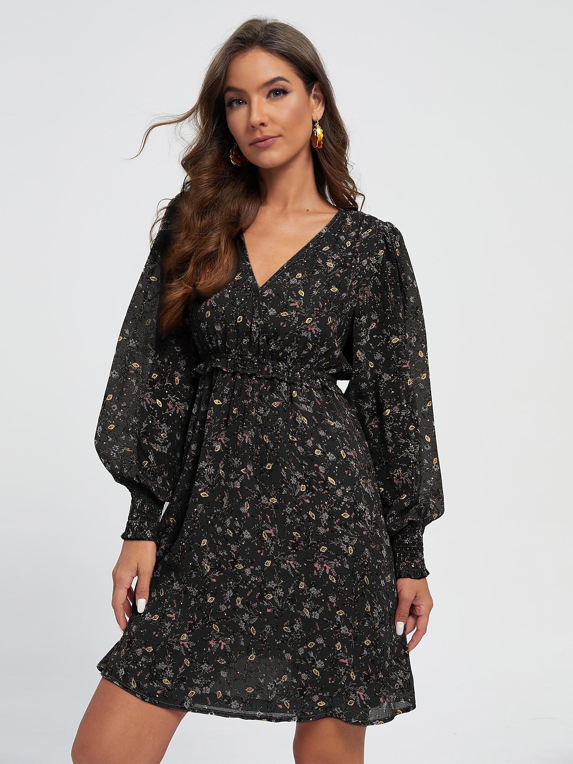 mini-robe décontractée en mousseline de soie à volants et fleurs de 2025 ? $54.99 –P6