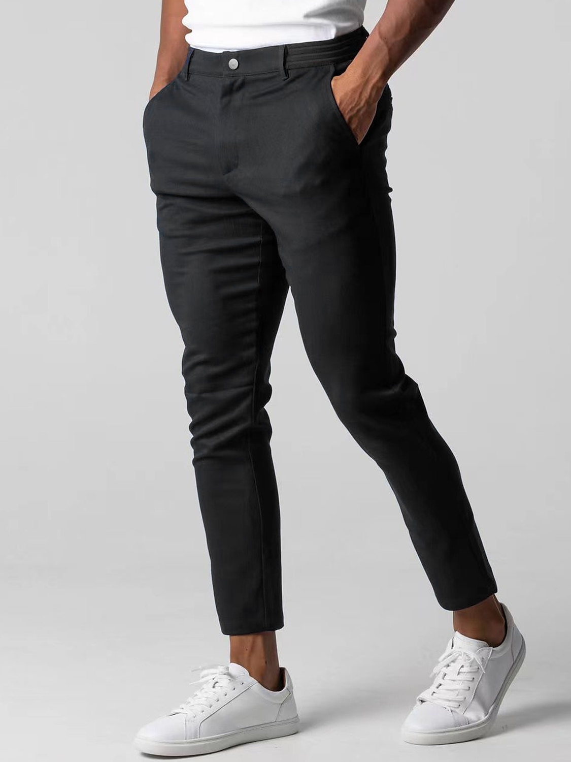 Per uomo Pantaloni Chino Pantaloni chino Tasche Liscio Comfort Traspirante Esterno Giornaliero Per uscire Di tendenza Informale Nero Blu scuro del 2026 a $25.99 –P7