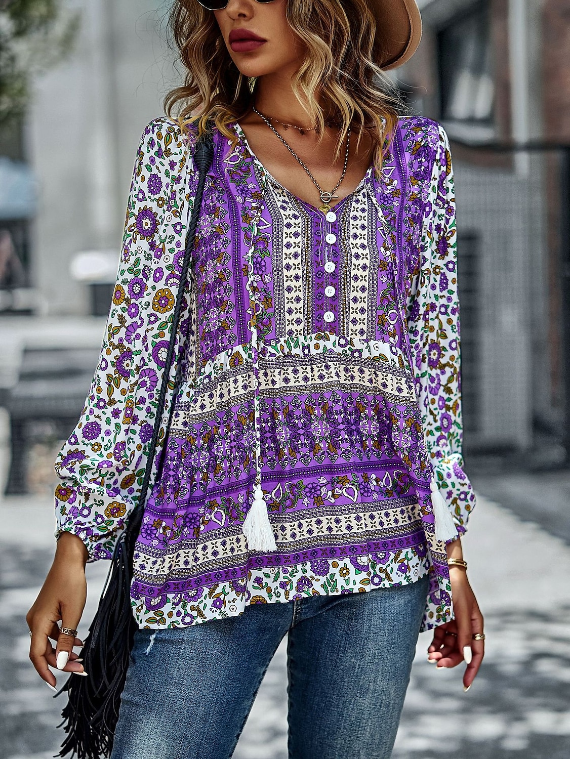 Dame Skjorte Boho skjorte Blondeskjorte Bluse Blomstret Mote Langermet V-hals Vanlige topper Avslappet Ferie Blondér Trykt mønster Rød Navyblå Blå Lilla Grønn Vår & Vinter 2025 - $31.99 –P1