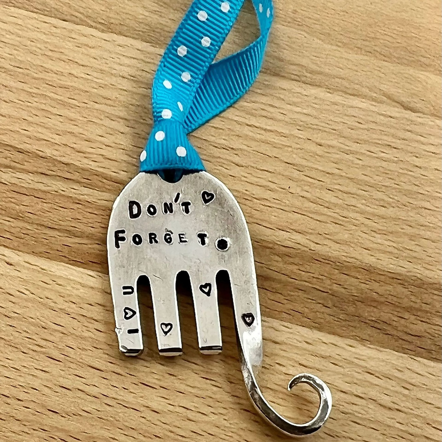 Garden Marker Friendship Gift, Silver Stamped Spoon Plant Markers, Silver Plate Stamped Spoon Garden Markers, Garden Art Marker, Plant Lover Garden Decoration 2025 - $10.49 –P10