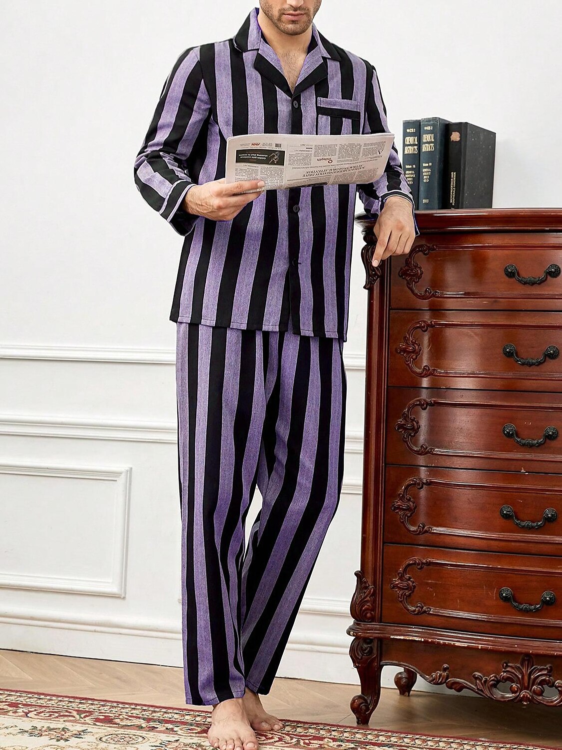 Herre lounge Nattøy Pyjamas Sett Pyjamas topp og bukse 2 deler Stripe Stilfull Fritid Komfort Hjem Daglig Bomull Komfort Knaphul Langermet Skjorte Bukse Snorer Elastisk midje Vår Høst Svart Blå 2025 - $39.99 –P7