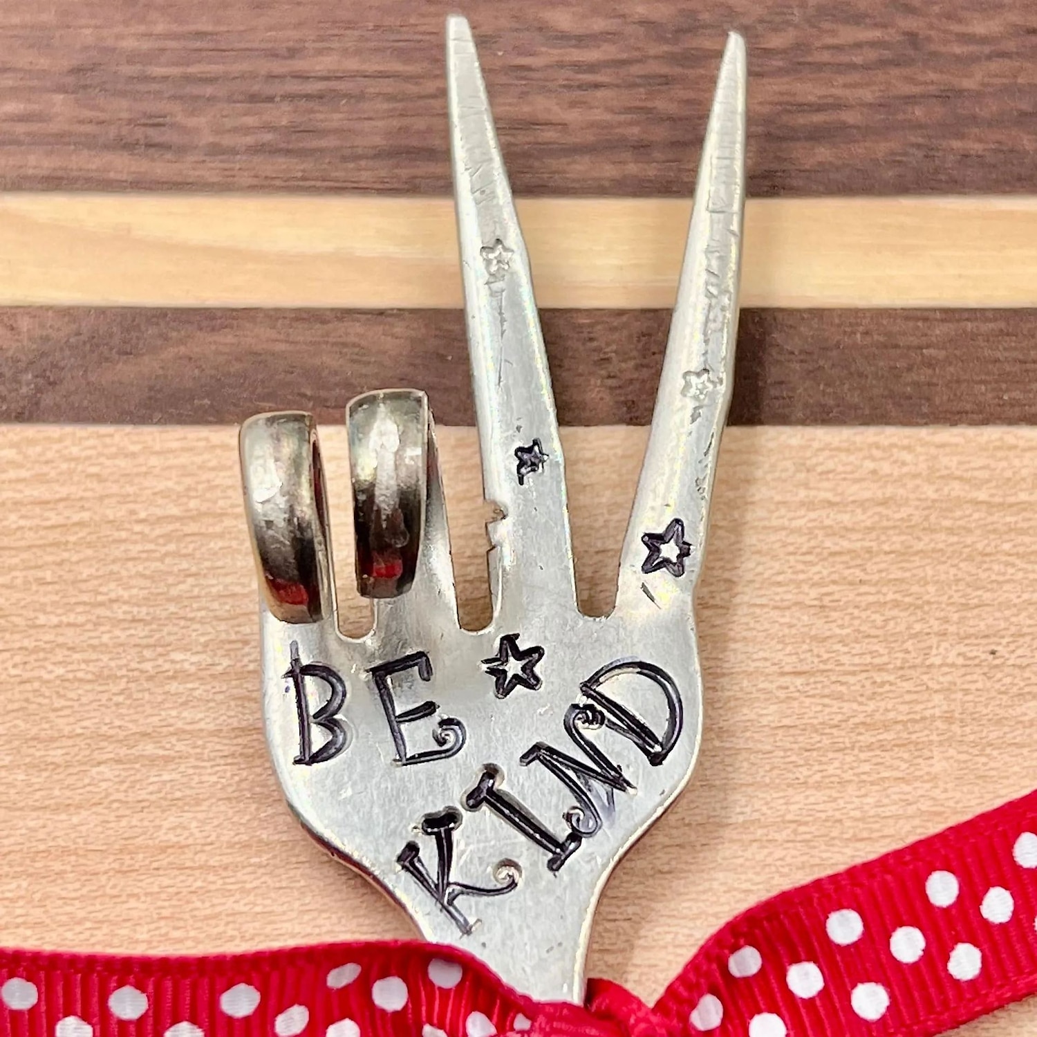 Garden Marker Friendship Gift, Silver Stamped Spoon Plant Markers, Silver Plate Stamped Spoon Garden Markers, Garden Art Marker, Plant Lover Garden Decoration 2025 - $10.49 –P13