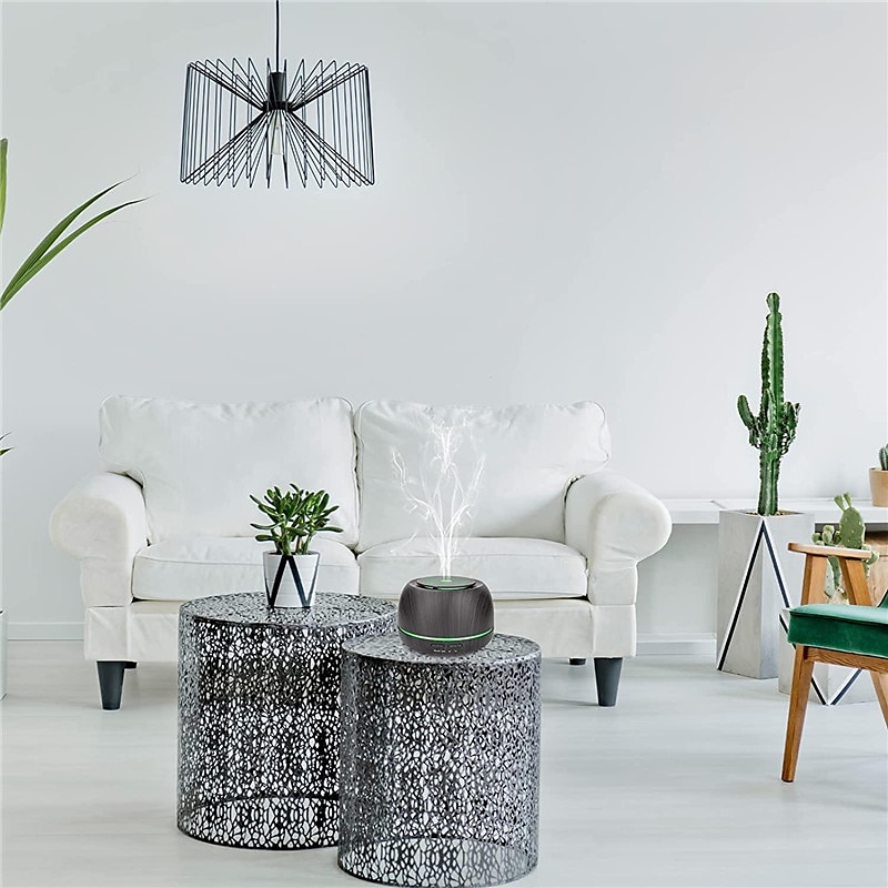 Diffuseur d'huiles essentielles d'arôme de 300 mlDiffuseur d'aromathérapie à brume fraîche de grain de bois de 8 heures avec télécommandeCâble d'alimentation USB-Cminuterie 7 couleurs de 2025 ? $28.99 –P3