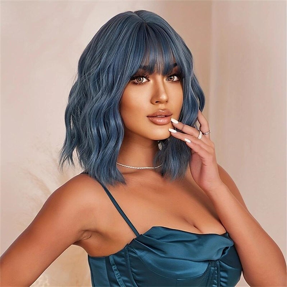 parrucche di capelli ricci ondulati corti blu con frangia parrucche di capelli in fibra sintetica da 14 pollici per le donne parrucche di capelli eleganti per la festa quotidiana cosplay uso di del 2025 a $19.99 –P3