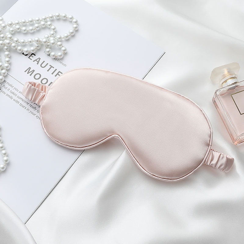 luxe satijnen oogmasker met elastische band om te slapen, oogslaapschaduwafdekking, blokkeert licht en vermindert gezwollen ogen 2025 - $11.99 –P9