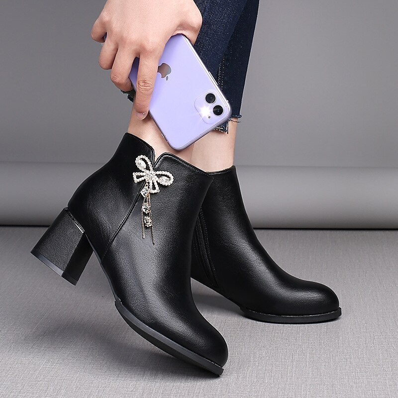 Women's Heels Boots Plus Size Heel Boots Outdoor Daily Booties Ankle Boots Winter Rhinestone Bowknot Chunky Heel Round Toe Elegant Vintage Sexy PU Zipper Black Beige 2023 - AED 151 –P8