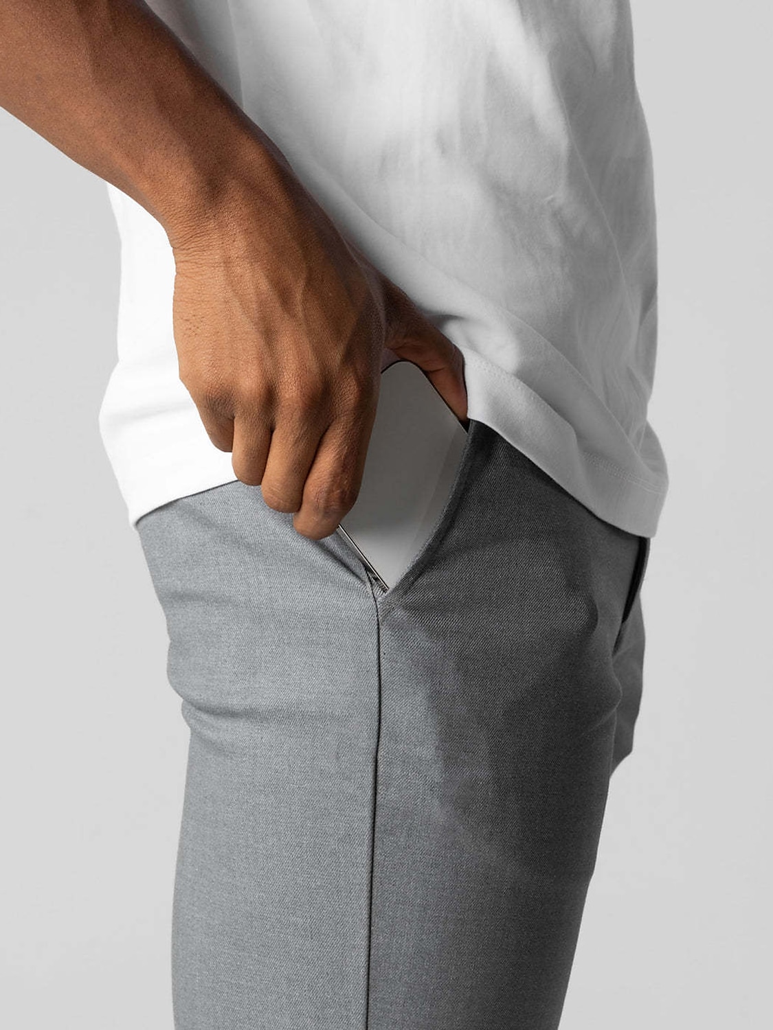 Per uomo Pantaloni Chino Pantaloni chino Tasche Liscio Comfort Traspirante Esterno Giornaliero Per uscire Di tendenza Informale Nero Blu scuro del 2026 a $25.99 –P3