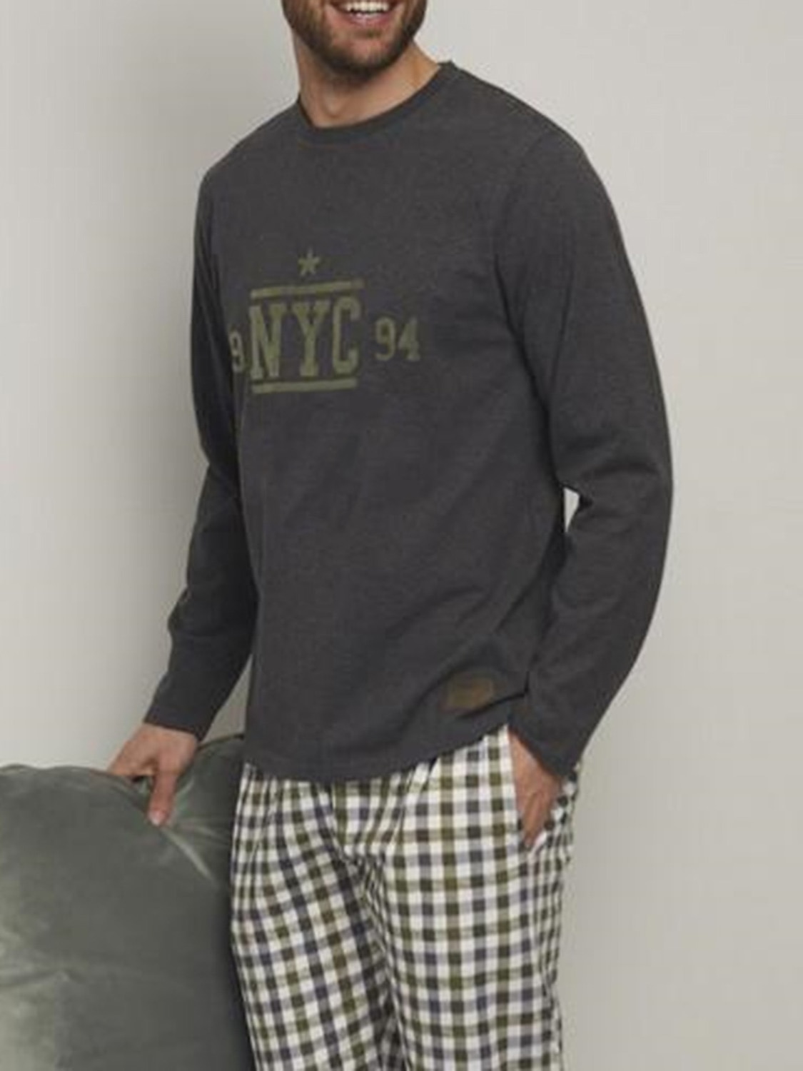 Herren Hausanzug Schlafanzüge Schlafanzug Set Pyjama-Oberteil und Hose 2 Stück Plaid Stilvoll Brautkleider schlicht Komfort Heim Täglich Baumwollmischung Komfort Rundhalsausschnitt Langarm T Shirt 2026 - $35.99 –P8