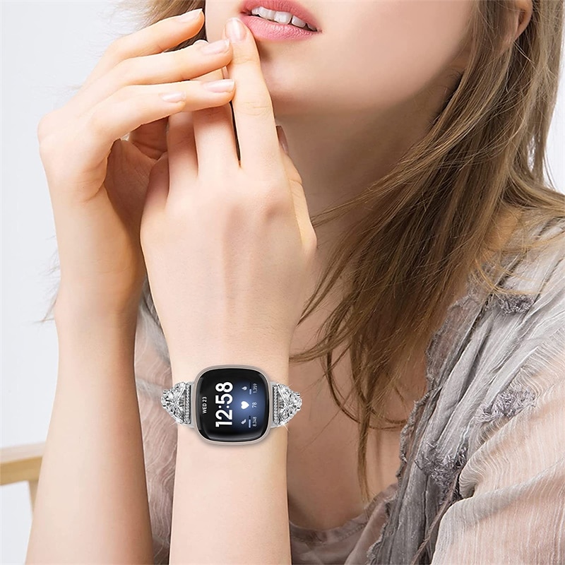 Reim til Smartklokke Kompatibel med Fitbit Versa 4, Sense 2, Versa 3, Sense Rustfritt stål Smartklokke Stropp Dame Glimmer Krystall Smykker armbånd Erstatning Armbånd 2025 - $20.99 –P5