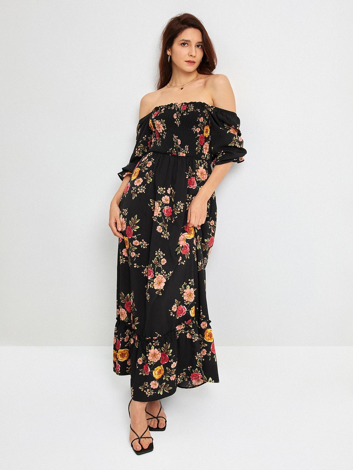 vestido de férias de primavera com padrão floral de 2025 por $75.99 –P6