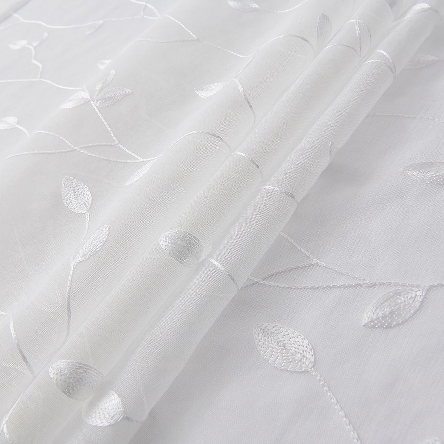 Rideau semi-transparent blanc brodé de feuilles, ensemble de rideaux à passe-tringle, panneau de fenêtre, drapé pour chambre de fille/chambre d'enfant/crèche/salon 1 panneau de 2025 ? $18.49 –P7