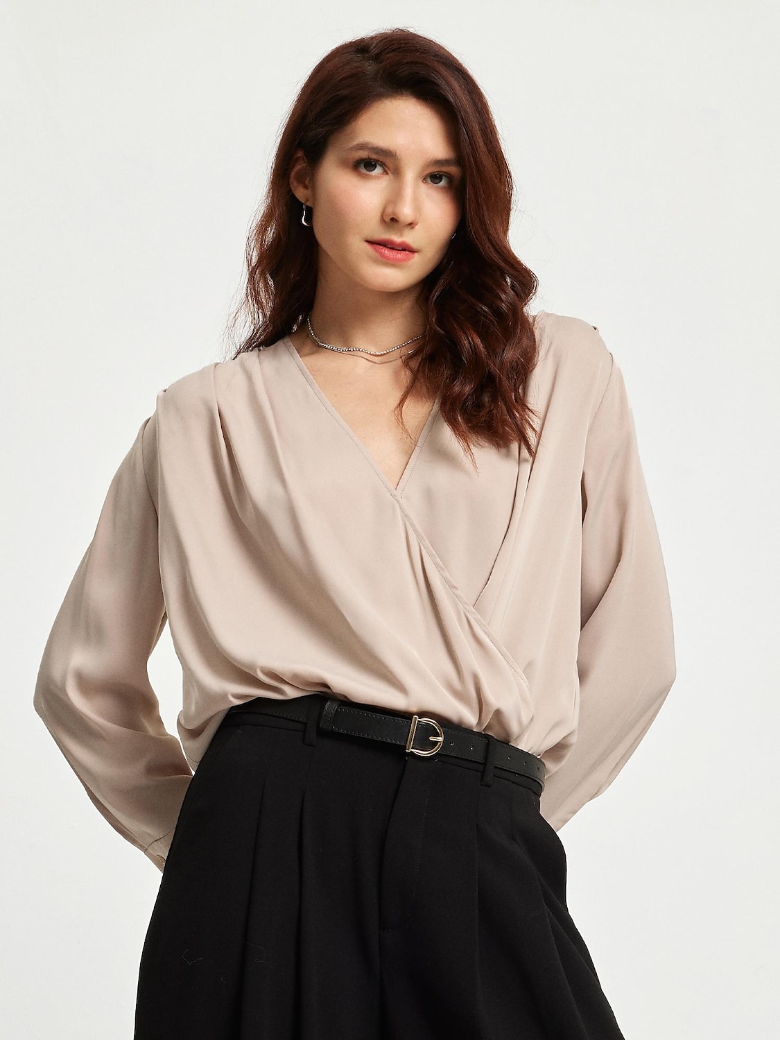langermet bluse for kvinner uformell essensiell arbeidstop satengbeige v-hals imitert omslagsbluse 2025 - $4.99 –P4